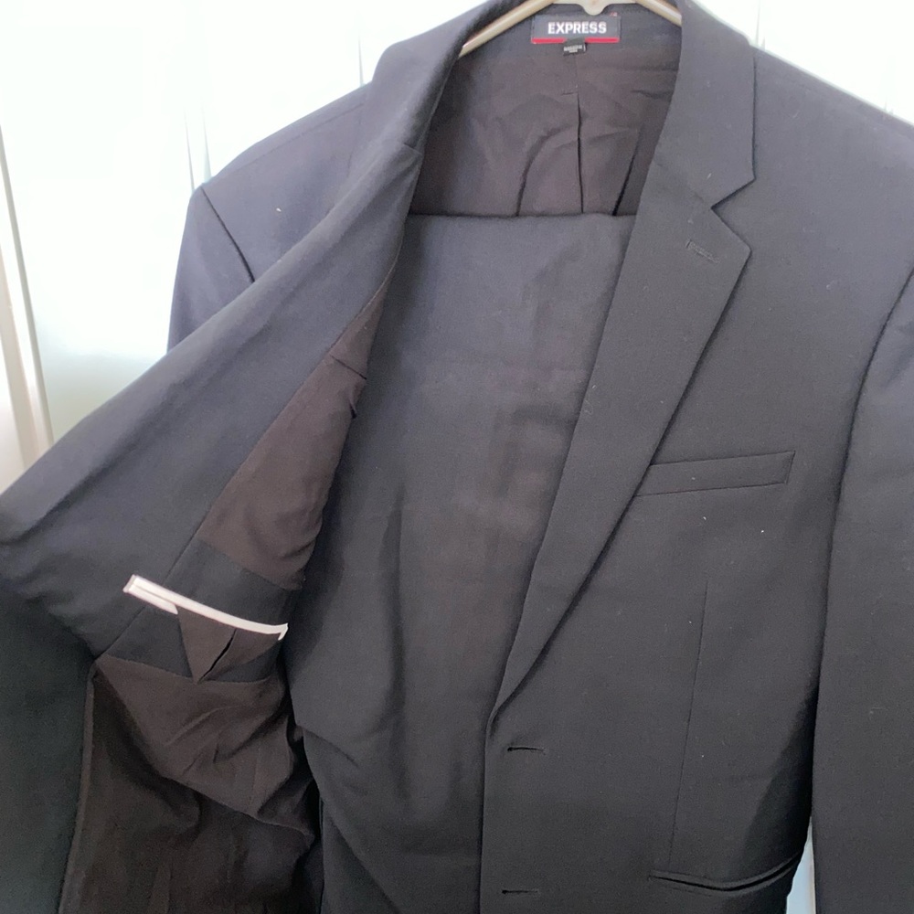 Express suit